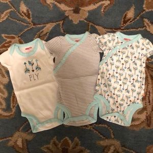 3 skip hop 3 month size onesies